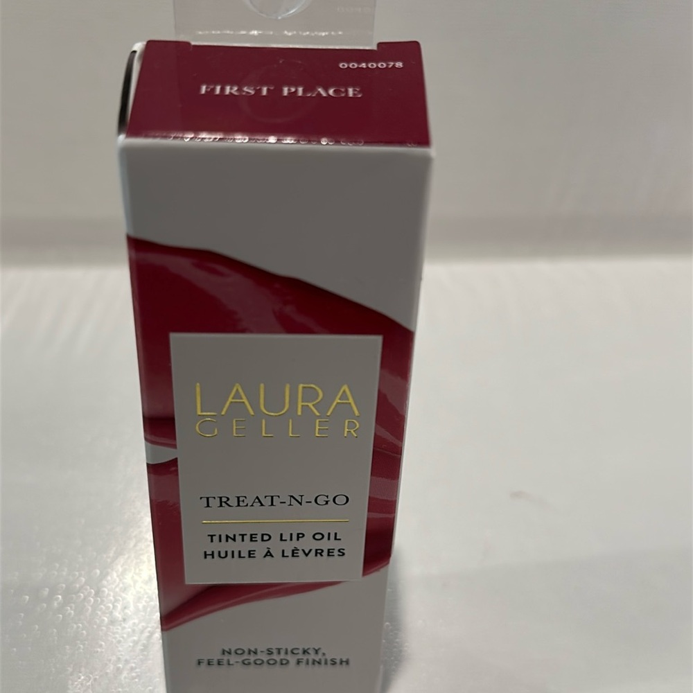 Laura Geller FIRST PLACE Treat N Go Tinted Lip Oil w/Non Sticky Feel Good Finish
